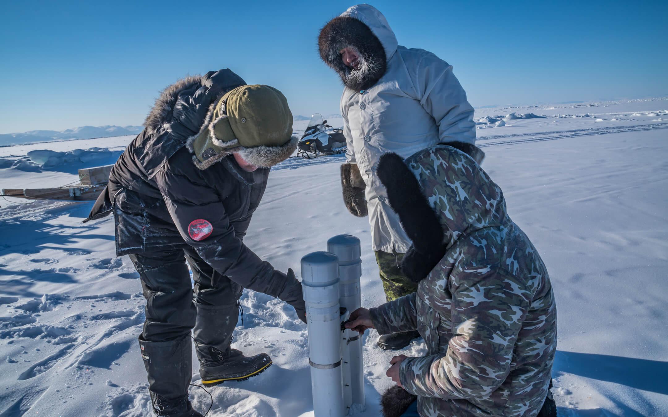 Operators with a SmartBUOY near Mittimatalik.
Photographer: Michael Schmidt
