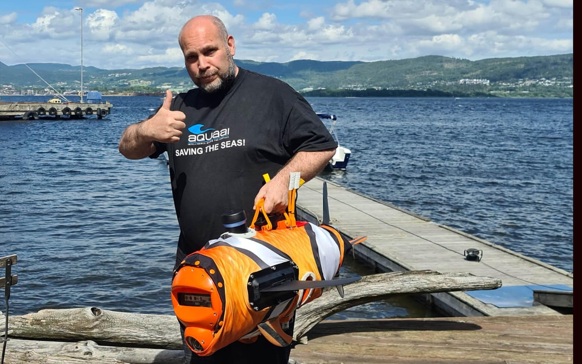 Co-founder Simeon Pieterkosky holds one of Aquaai’s fish-like drones.
Photo: Aquaai