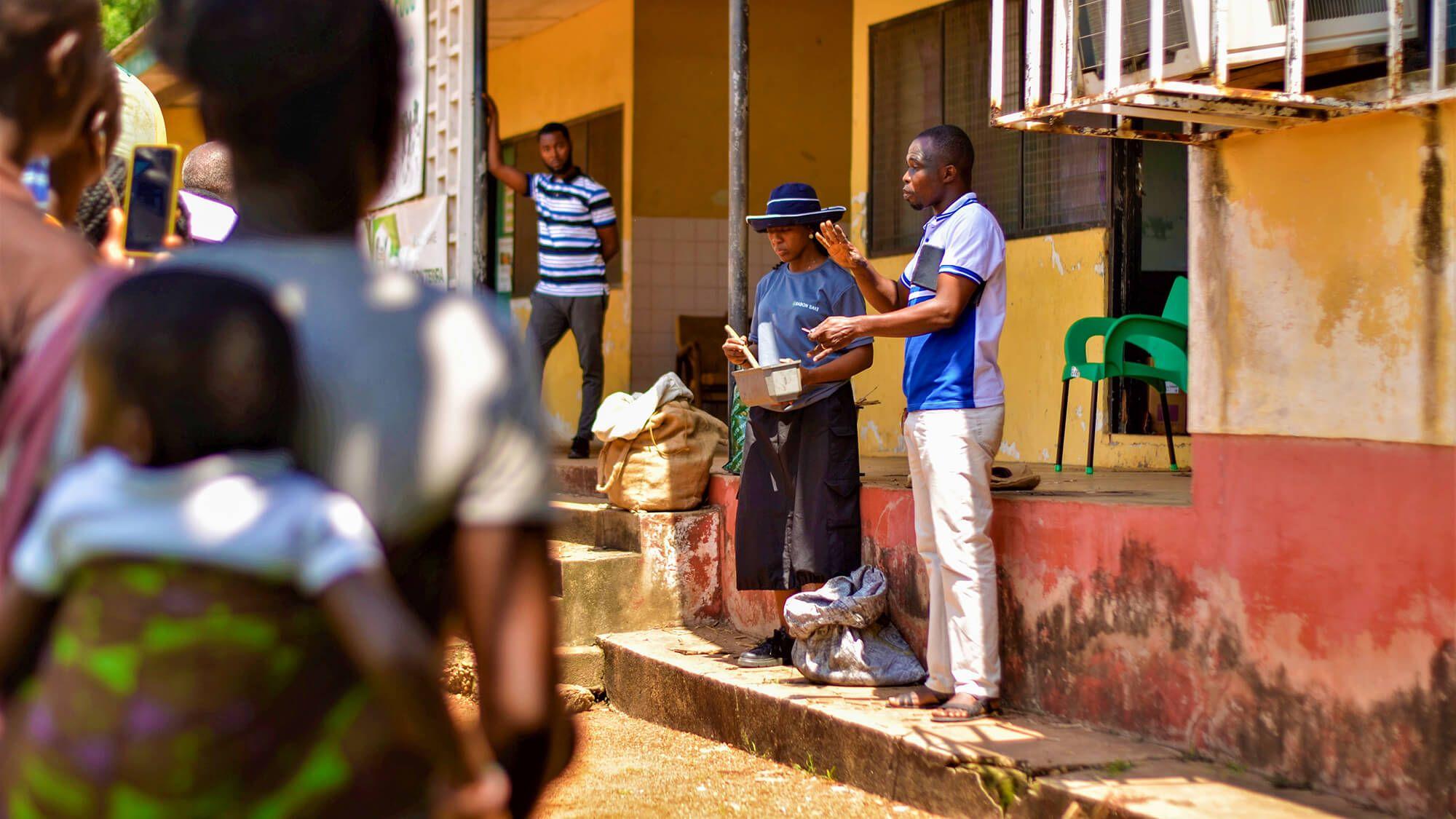 Instead of the conventional burning or dumping of waste, Sabon Sake takes that waste and produces biochar – a type of charcoal and organic soil amendment made by heating biomass in an oxygen-free environment.
Photo: Sabon Sake
