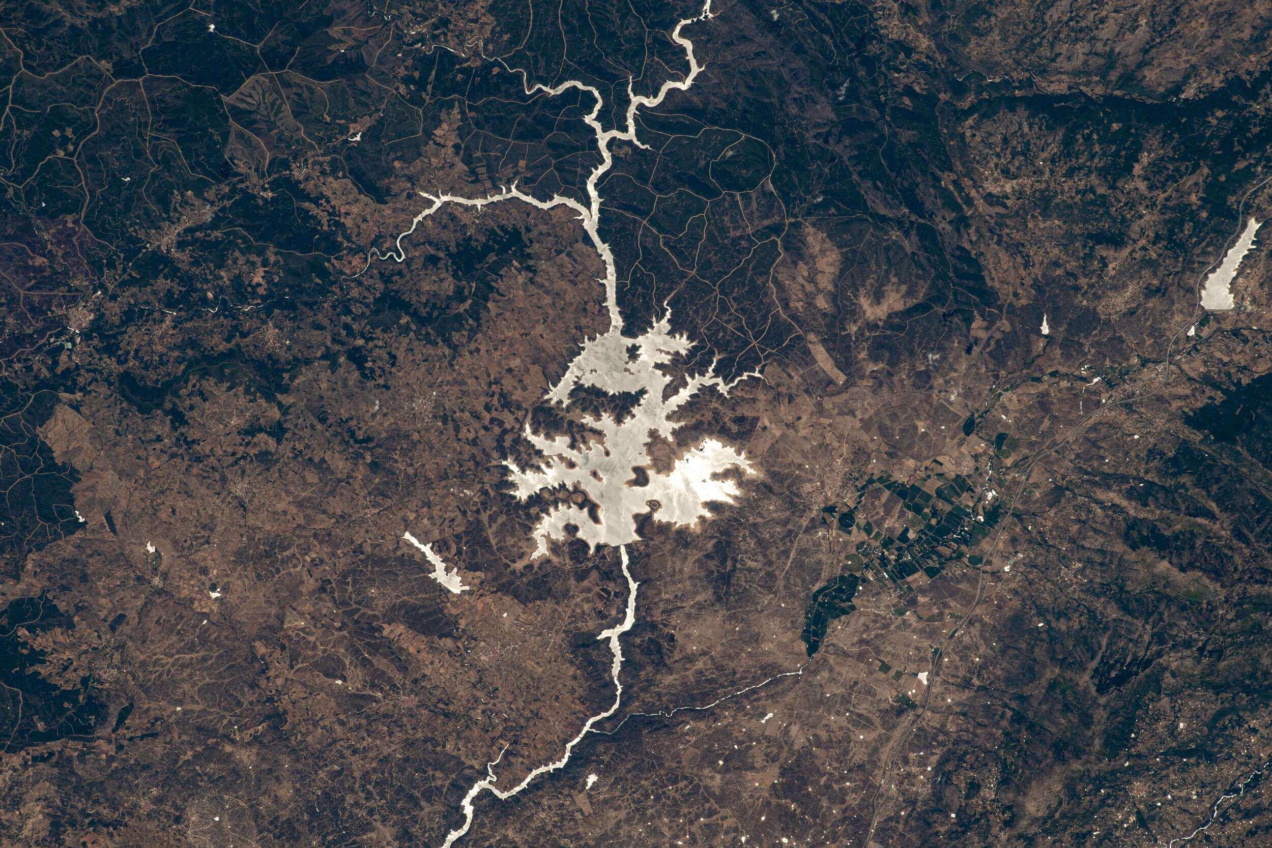 المصور: رائد الفضاء سلطان النيادي. الموقع: محطة الفضاء الدولية